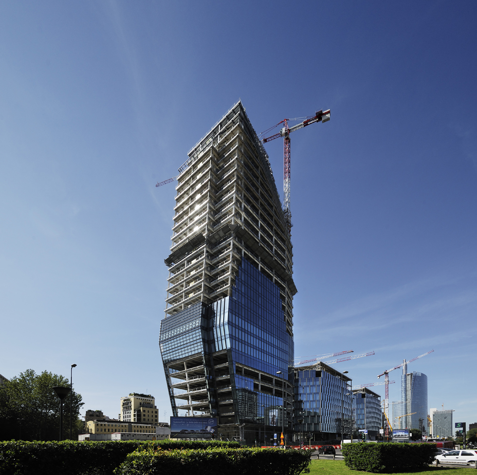 Torre Diamante. Il più alto edificio in acciaio in Italia